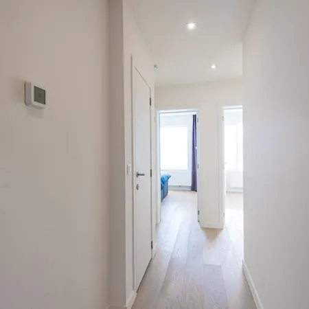 Apartment Renovated 2-bedroom In