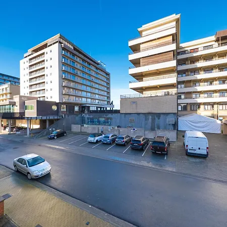 Daire Renovated 2-bedroom In